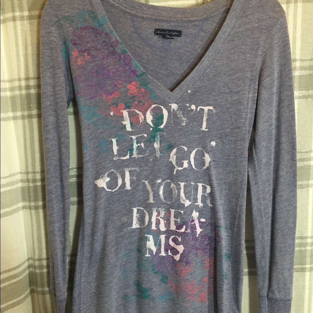 Long sleeve American Eagle shirt